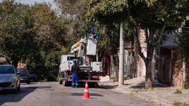 Reparo na iluminação pública jundiaí.