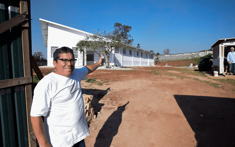José Aparecido Macedo é vizinho ao prédio da UBS Jundiaí Mirim e acompanha as obras: “Estou muito feliz com a rapidez na construção". (Foto: Reprodução/Prefeitura Municipal de Jundiaí) José Aparecido Macedo é vizinho ao prédio da UBS Jundiaí Mirim e acompanha as obras: “Estou muito feliz com a rapidez na construção". (Foto: Reprodução/Prefeitura Municipal de Jundiaí)