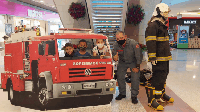 Maxi Shopping Jundiaí tem exposição em comemoração ao dia dos Bombeiros