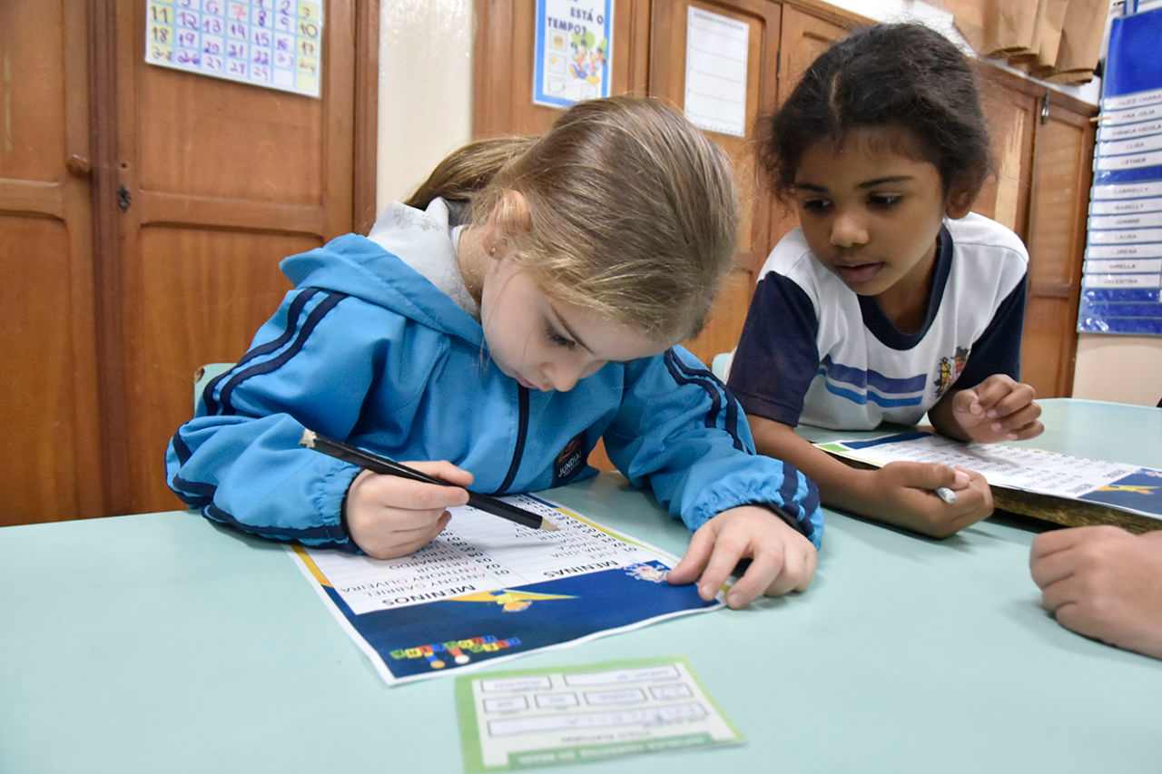 urna-eletronica-alunos-da-emeb-cleo-nogueira_jundiai1-compressed