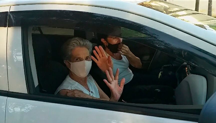 Vacinação de idosos no Parque da Uva. (Foto: Divulgação)