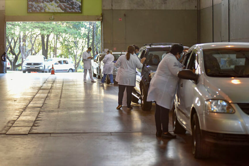 Vacinação contra Covid-19. (Foto: Divulgação)