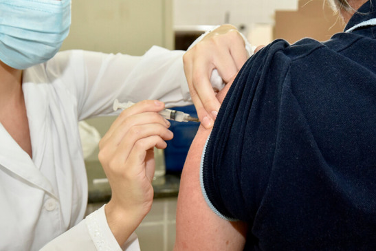 Vacinação profissionais da saúde. (Foto: Divulgação)