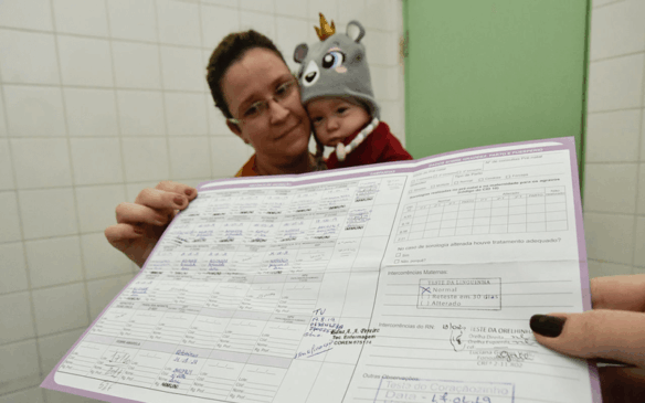 Pais e responsáveis devem levar carteiras de vacinação para conferência dos agentes de saúde. (Foto: Reprodução/Prefeitura Municipal de Jundiaí)