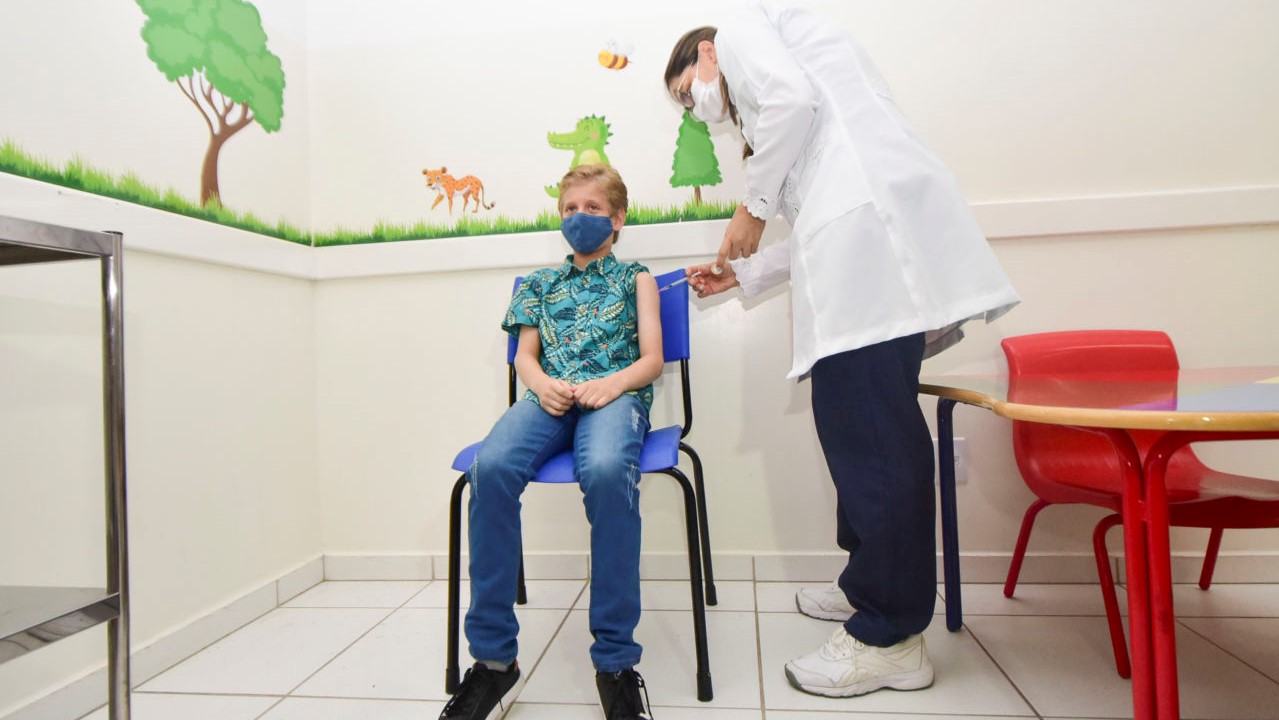 Jundiaí inicia vacinação contra a covid-19 em crianças de 5 a 11 anos