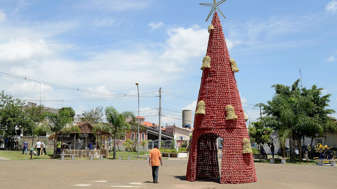 Decoração sustentável de Natal em Várzea Paulista