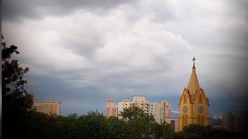Frente fria chega a Jundiaí. (Foto: Divulgação/Vera Aida Borin)