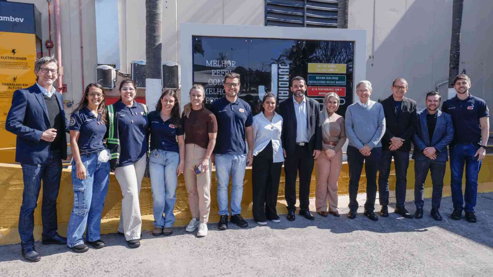 Prefeito de Jundiaí em visita à Ambev.