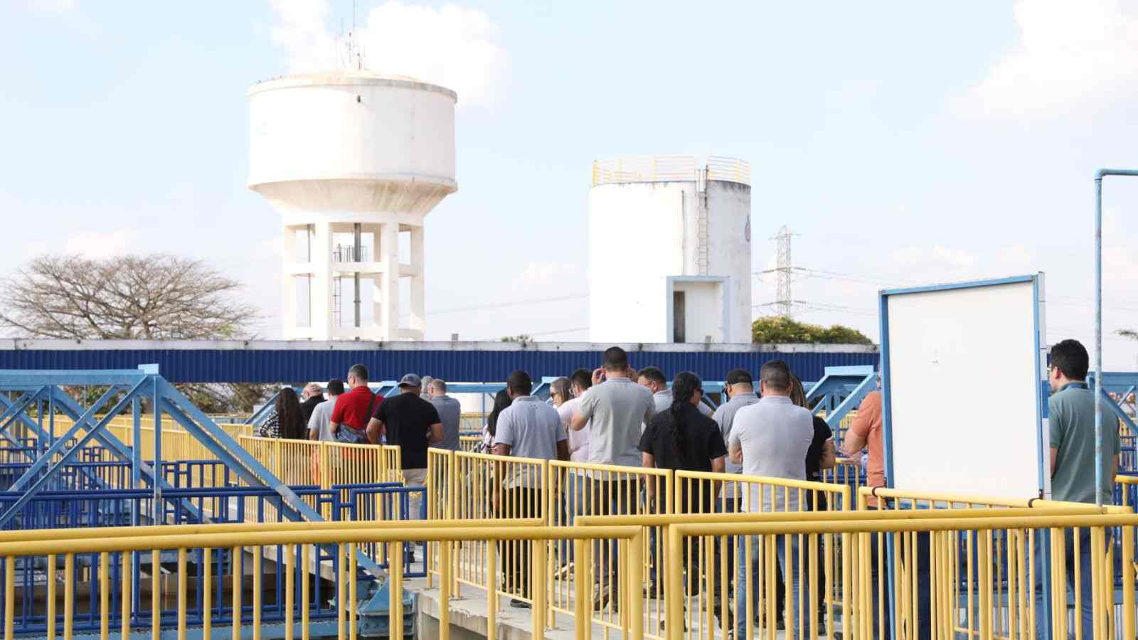 Visita de comitiva no DAE Jundiaí.