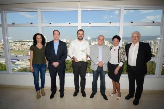 Conselho Regional de Medicina Veterinária reconhece trabalho feito com a causa animal em Jundiaí