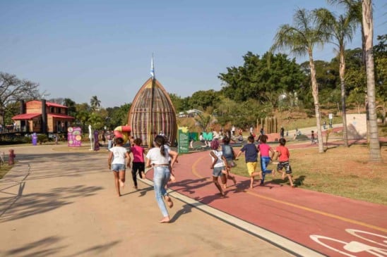 visita-fepasa-viva-mundo-das-criancas-compressed