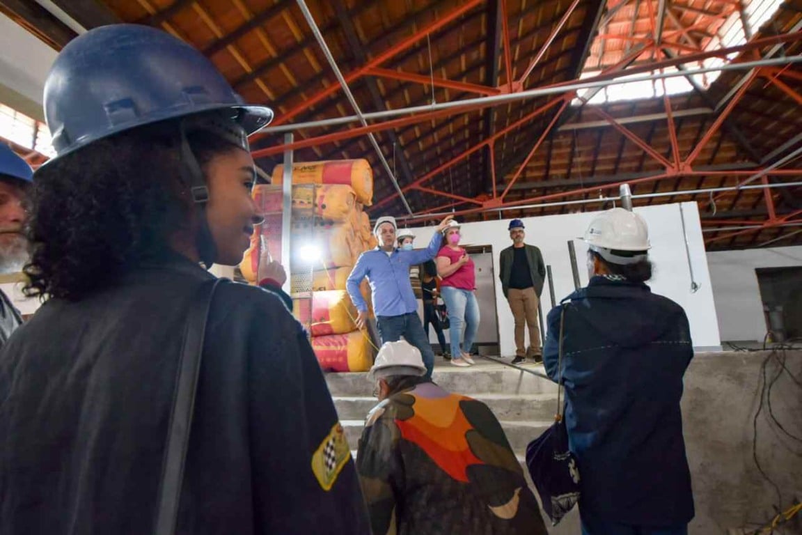 Obras no Centro de Artes