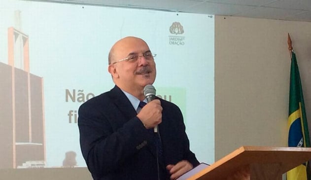 Milton Ribeiro em palestra