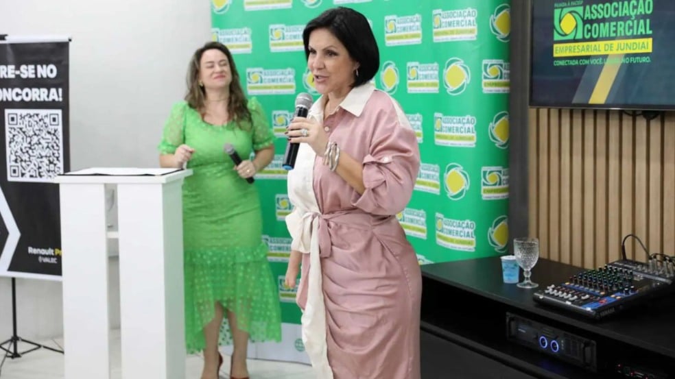 Presidente da ACE Jundiaí no Café com Negócios Presidente da ACE Jundiaí no Café com Negócios