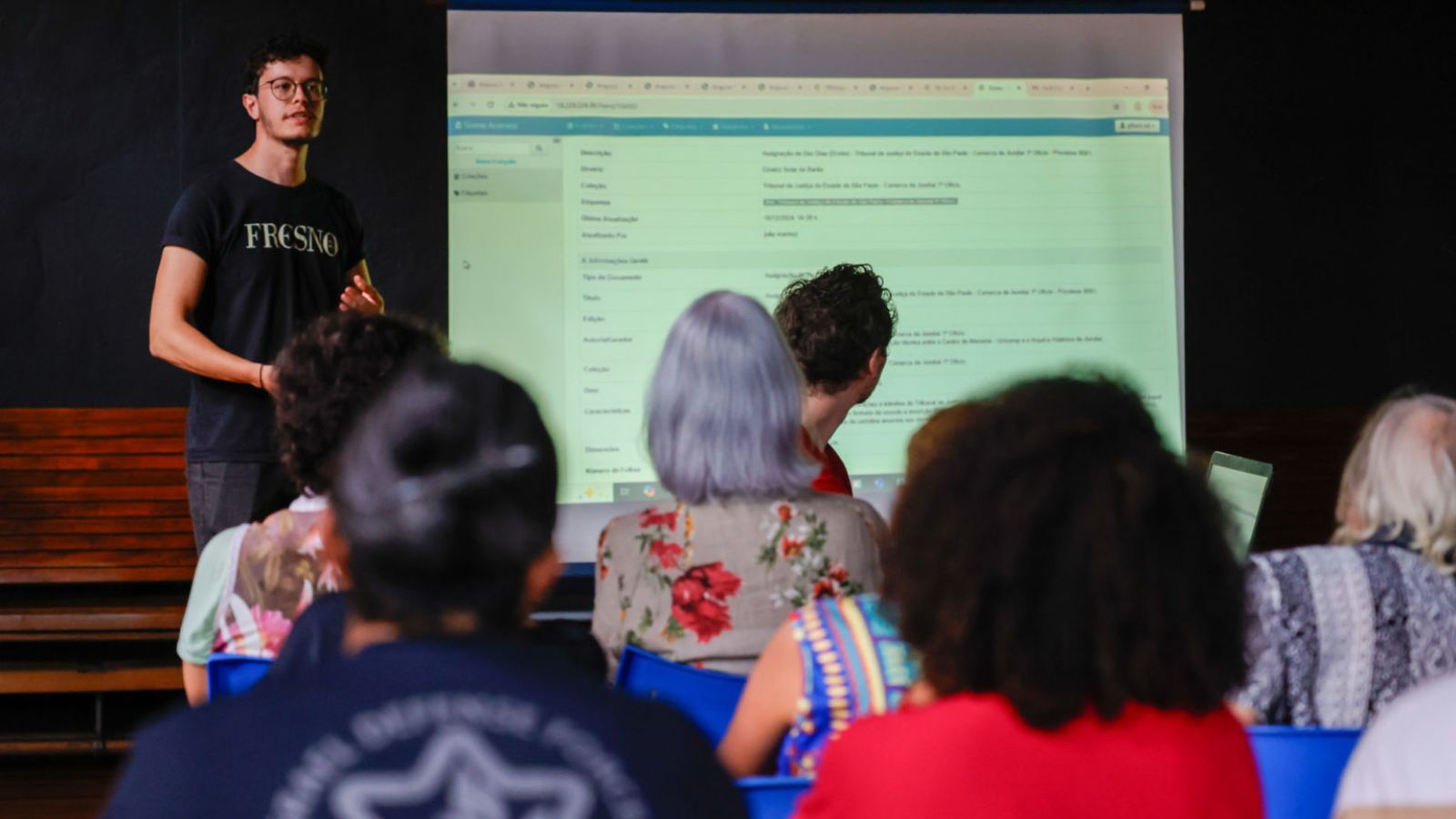 Evento sobre o acervo digital