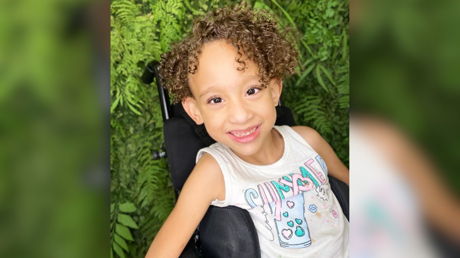 Antonella, que tem Paralisia Cerebral