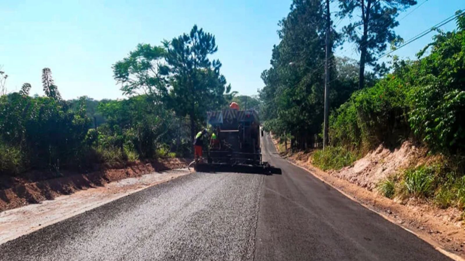 Asfalto ecológico na avenida Santa Elisa
