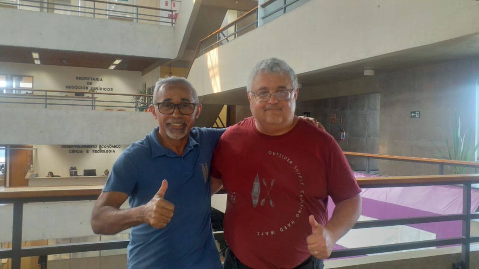 Autor de Jundiaí lança livro sobre a influência do marxismo-leninismo na arte moderna