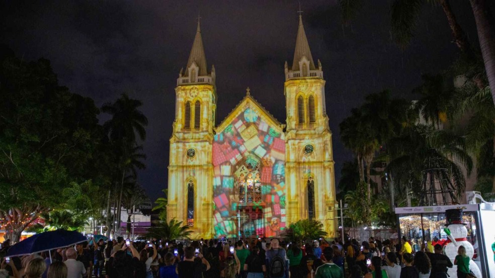 Projeção na catedral 2024.
