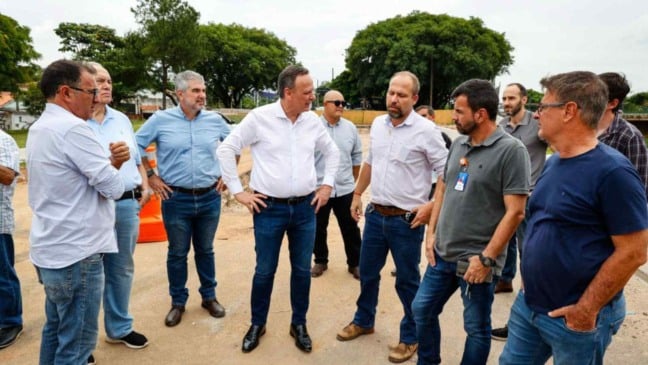 Visita técnica das obras da Avenida Frederico Ozanan.