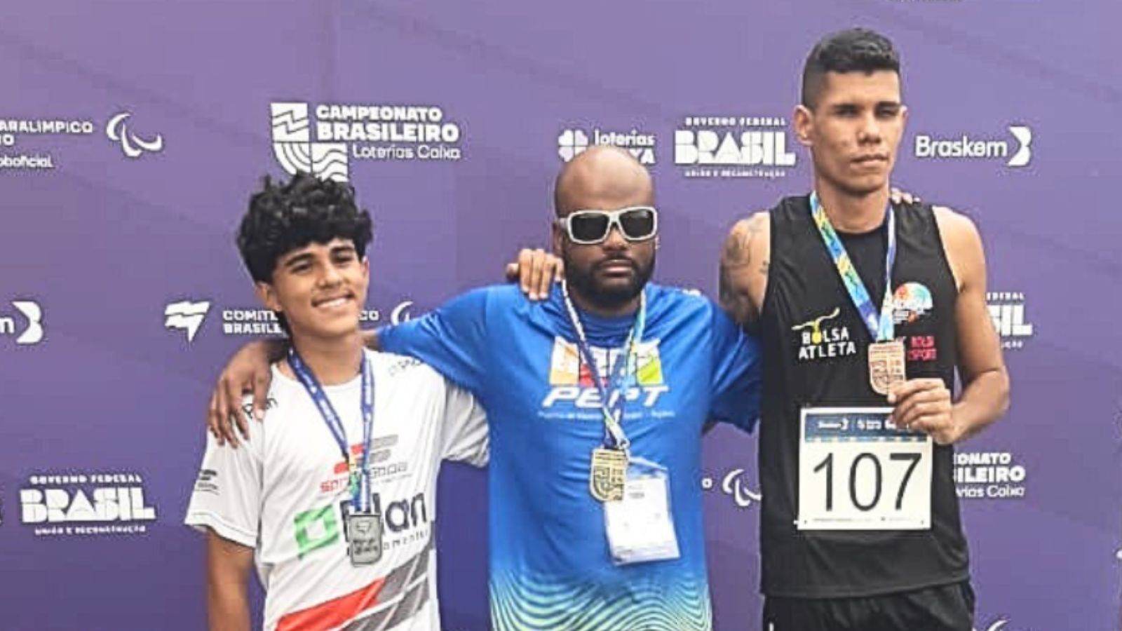 Atletas no pódio do Campeonato Brasileiro Paralímpico.