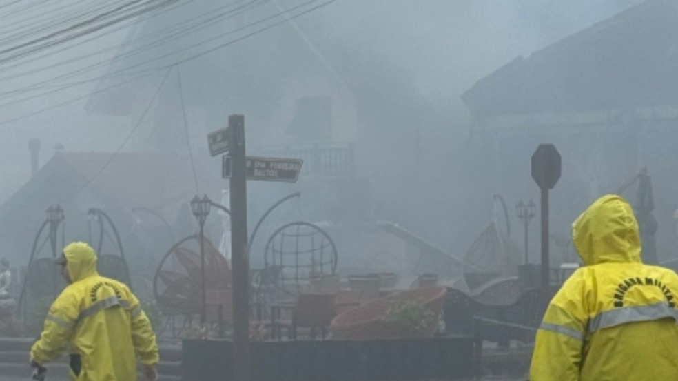 Queda de avião Queda de avião