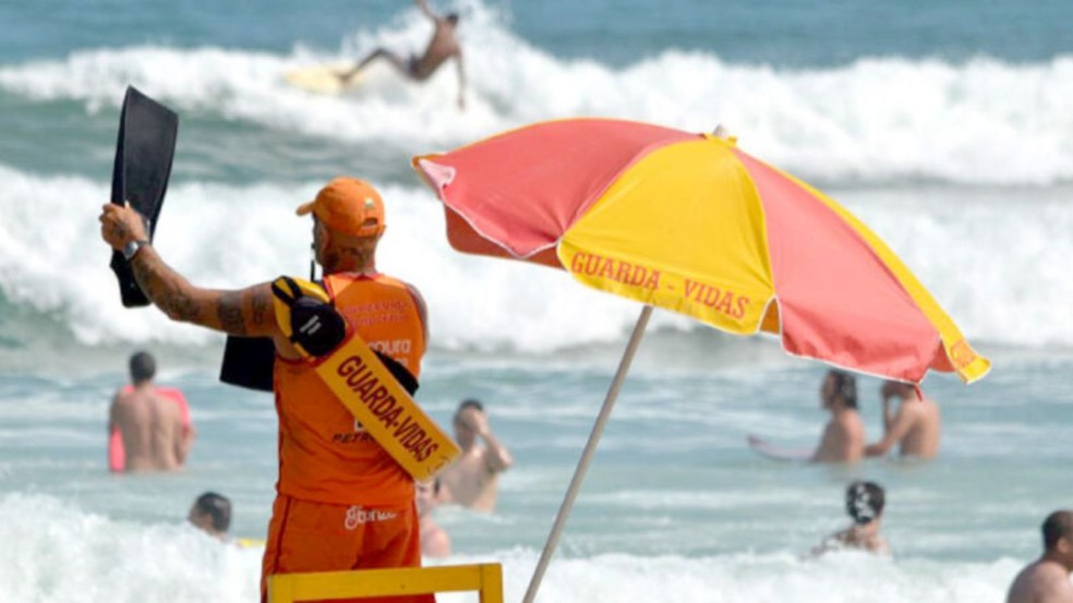 Salvamento no litoral.