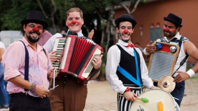 Dia Nacional do Riso Cia Tramp de Palhaços mostra o poder transformador do riso em Jundiaí