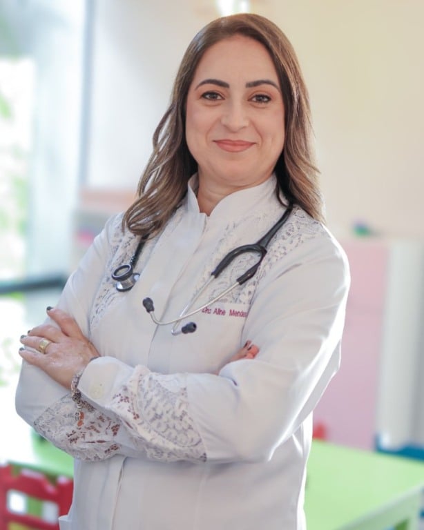 Dra Aline Mendes, Pediatra Alergista e Imunologista