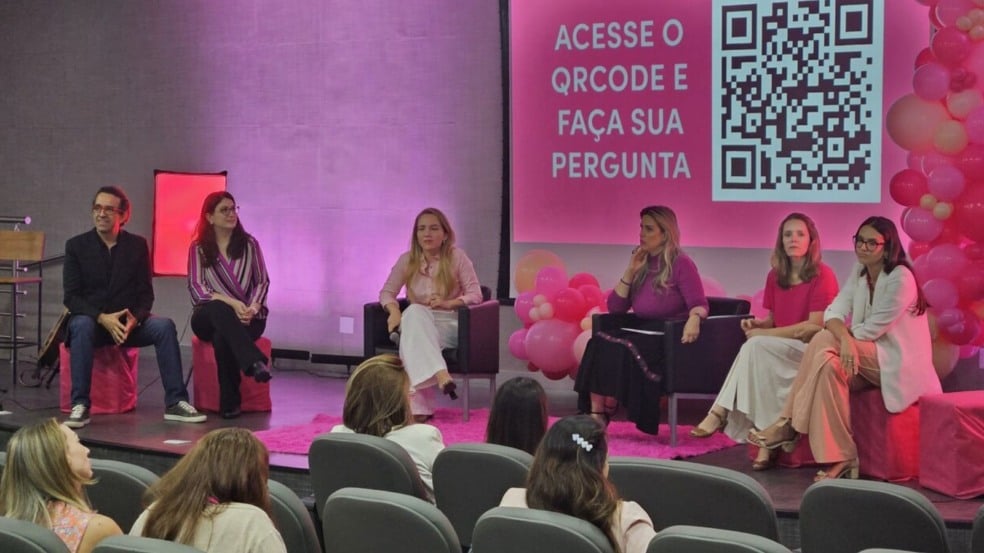 Evento em prol do Outubro Rosa Evento em prol do Outubro Rosa
