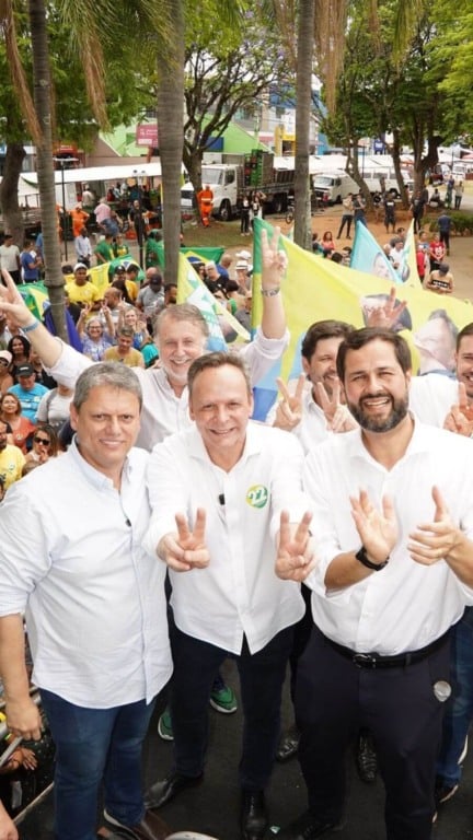 Governador Tarcísio de Freitas visita Jundiaí em apoio a Parimoschi