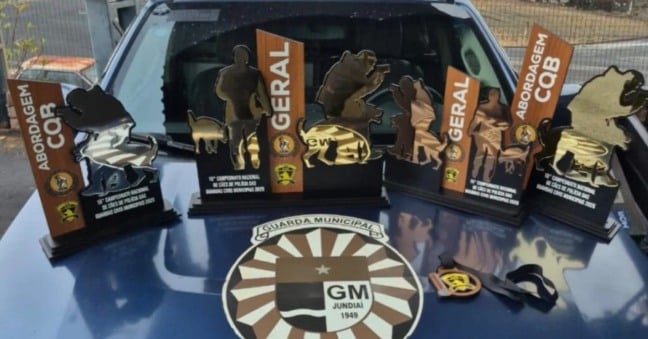 Guarda Municipal de Jundiaí conquista título nacional com equipe do Canil