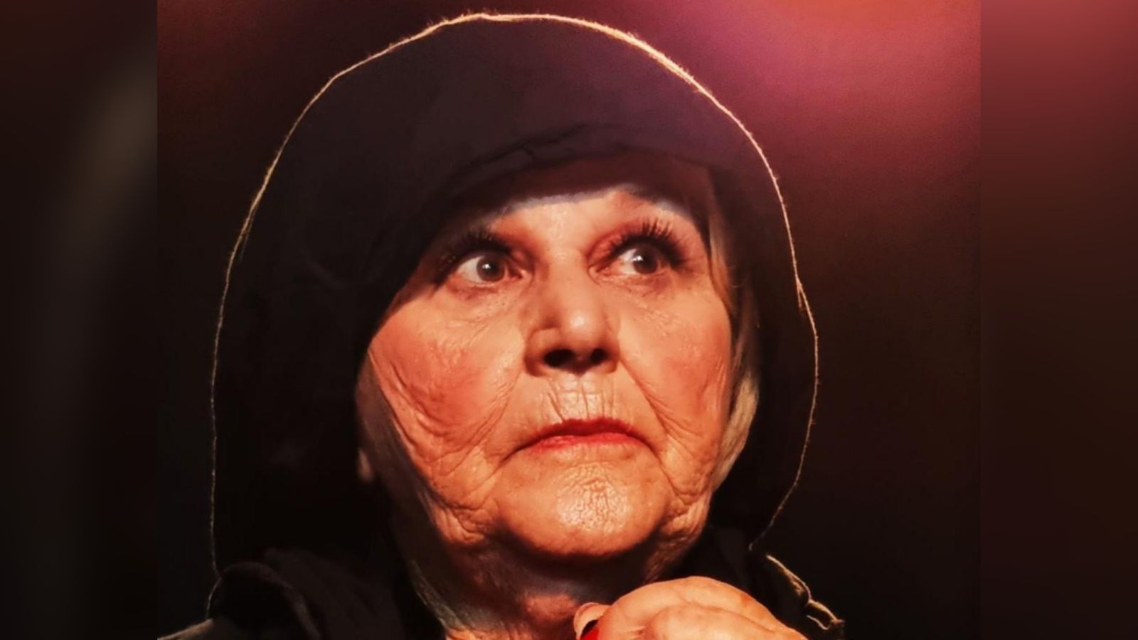 Basilides Ortega interpreta Brigitte