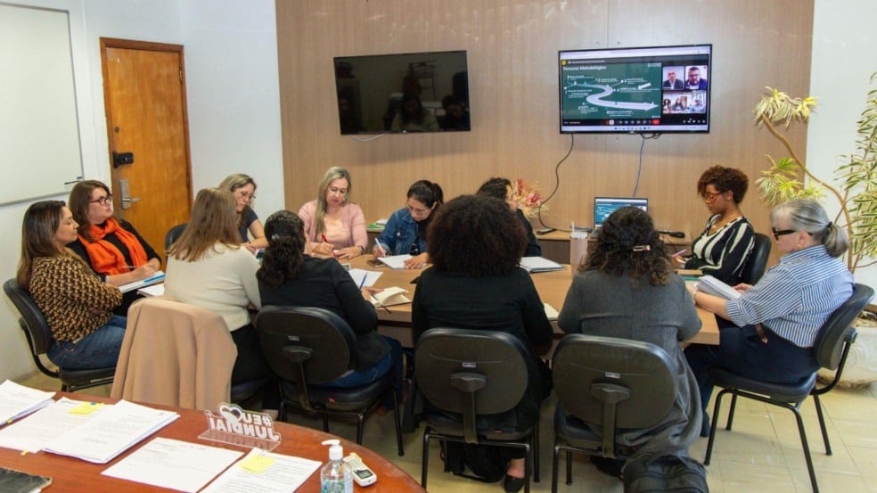 Representantes de Jundiaí e A.C Camargo