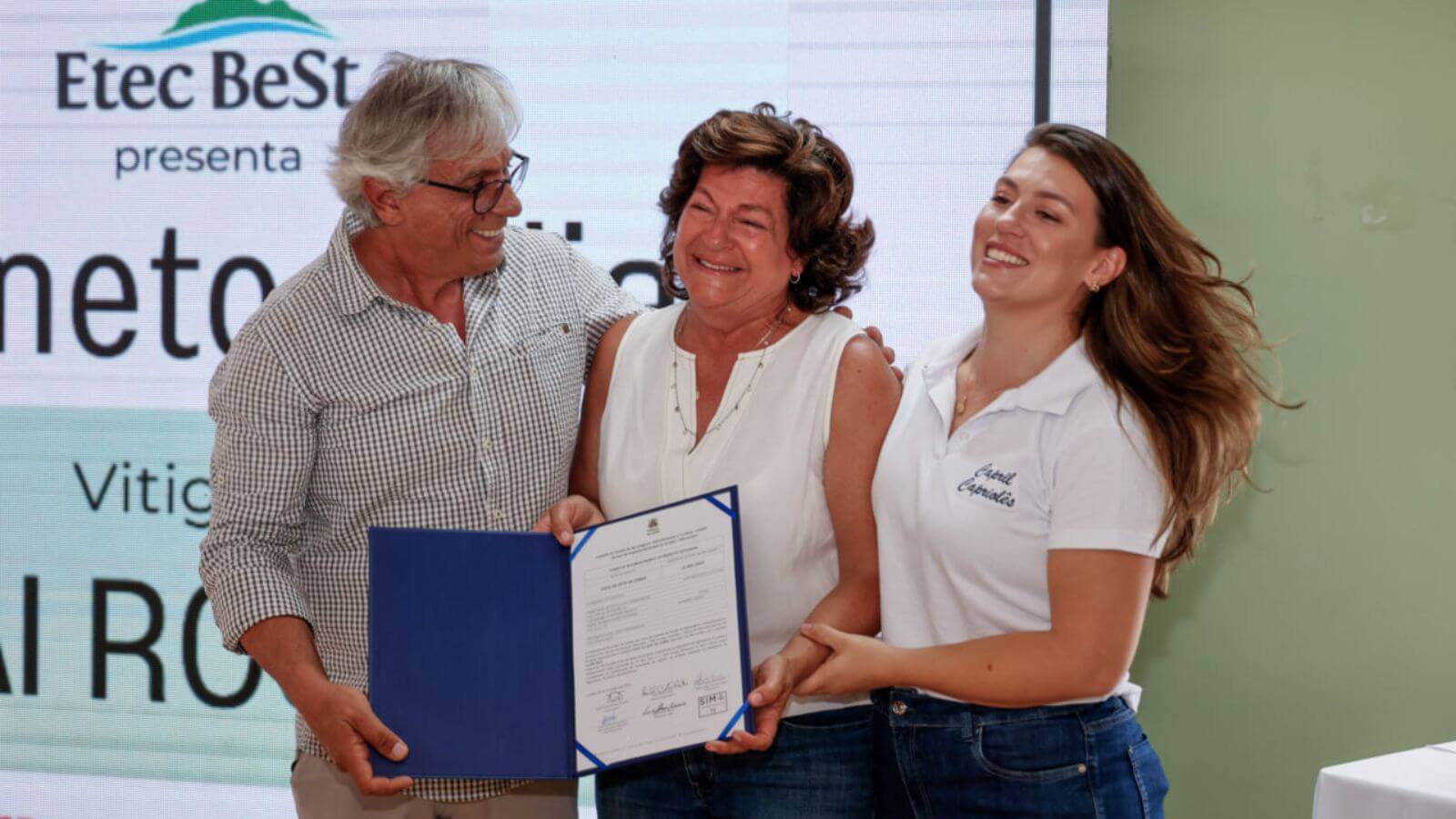 Jundiaí recebe mais de 200 mudas da uva italiana Tocai Rosso