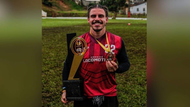 Antonio, jogador de flag football