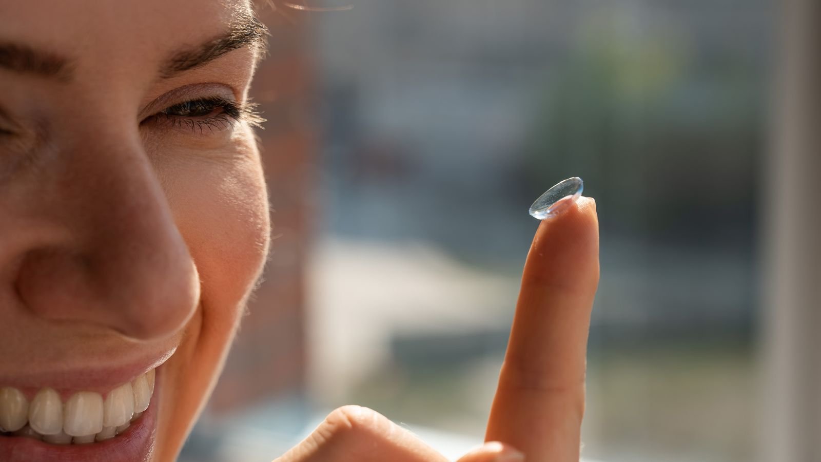Mal uso de lentes de contato pode causar infecções oculares