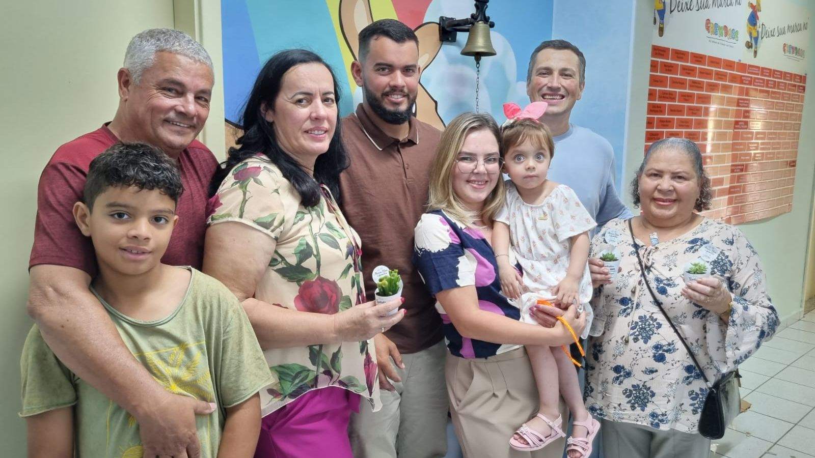 Maria Eloá e a família no Grendacc