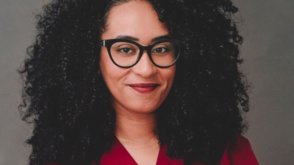 Mariana Janeiro reflete sobre racismo na política e no mercado de trabalho