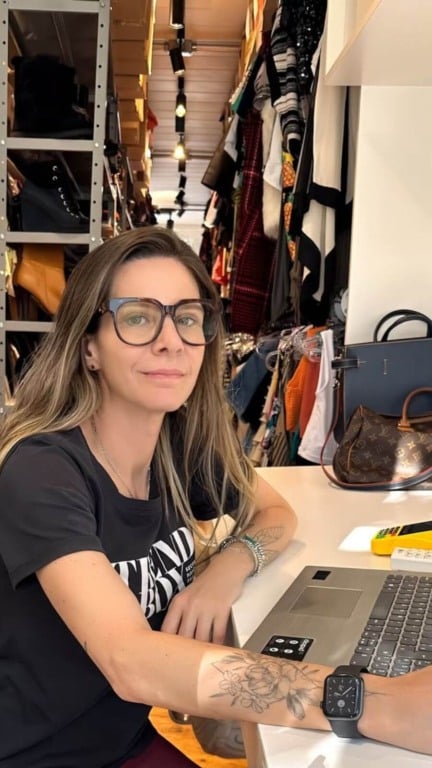 Carol, dona da loja Trend2Box de Jundiaí