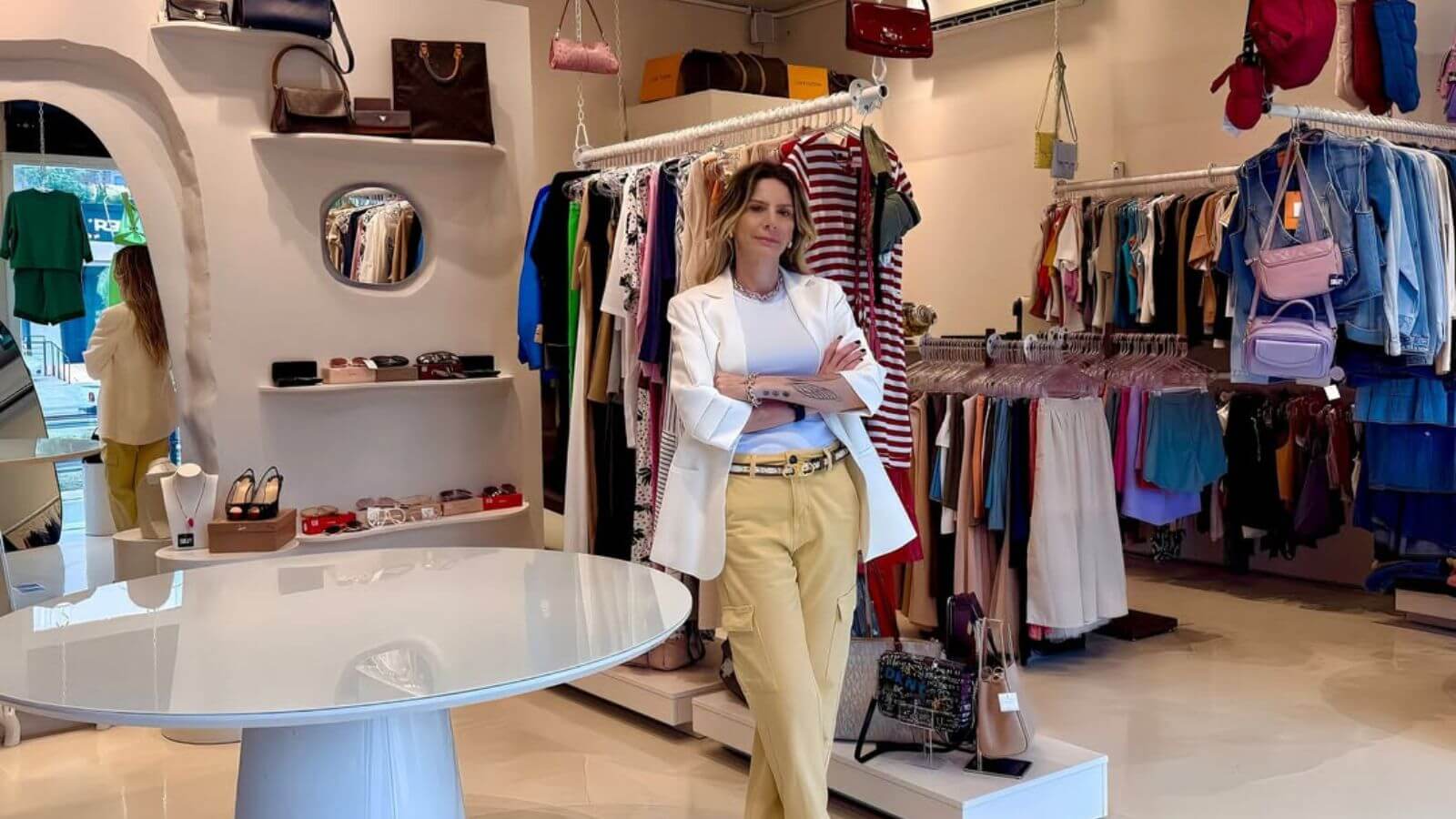 Carol, dona da loja Trend2Box de Jundiaí