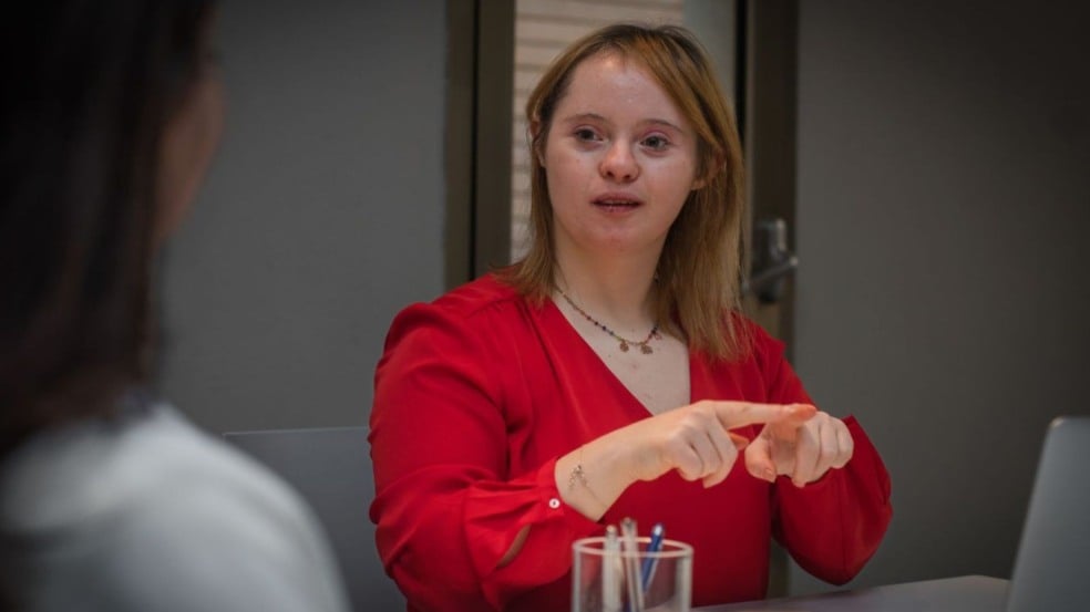 Pessoa com síndrome de down Pessoa com síndrome de down