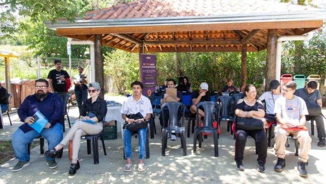 População Bairro a Cima