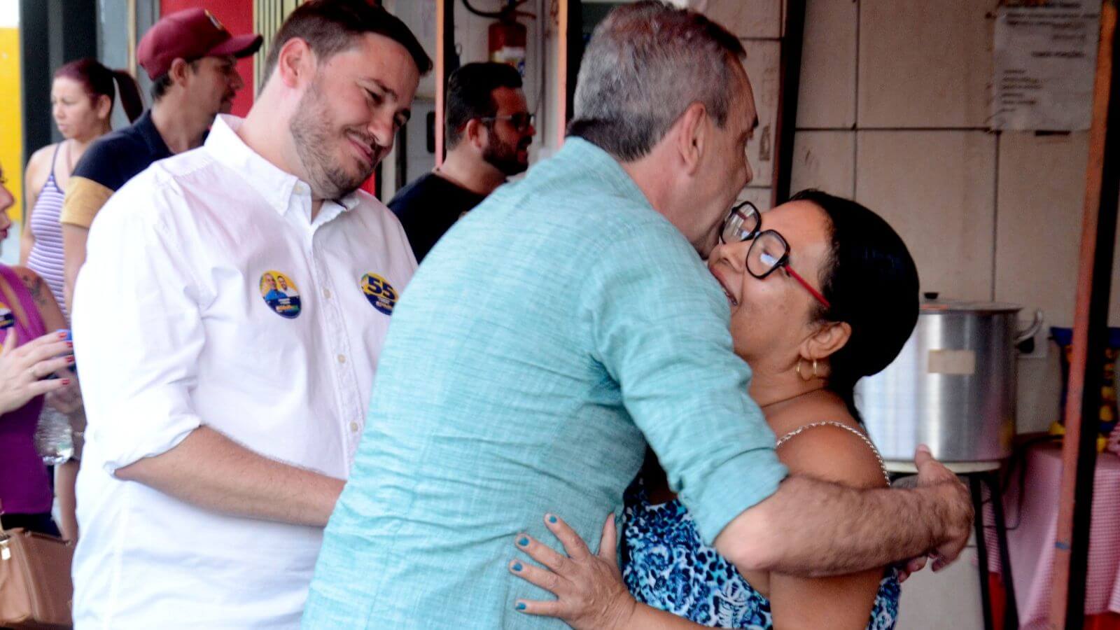 Prefeito Professor Rodolfo se encontra com população do Jardim América I, em Várzea Paulista