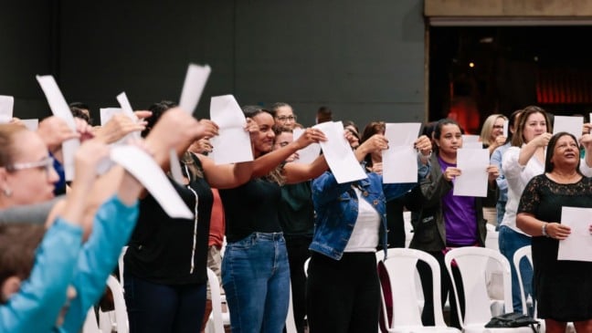 'Mães que Iluminam' 'Mães que Iluminam'