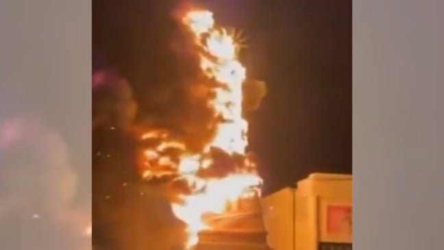 estátuda da havan pegando fogo