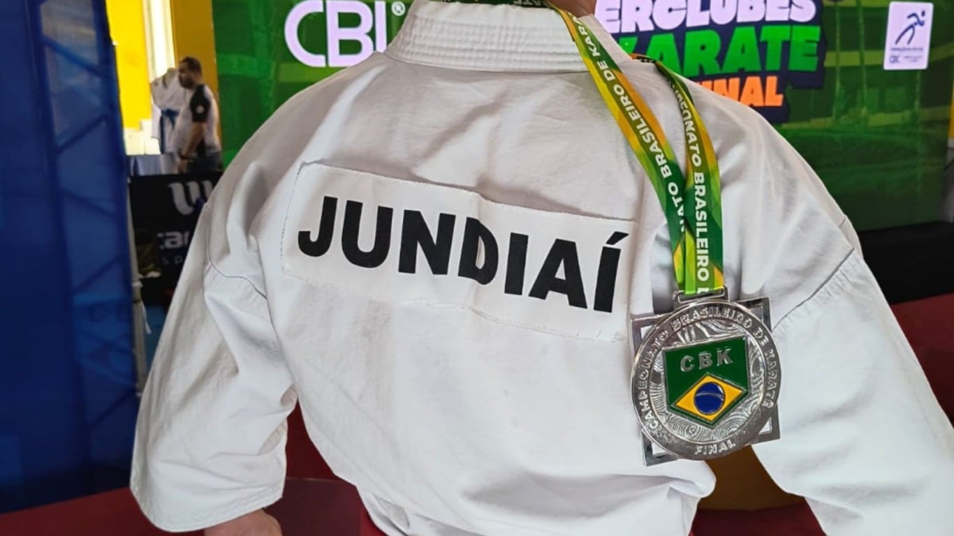 Atleta de Jundiaí conquista prata no Brasileiro de Karatê Atleta de Jundiaí conquista prata no Brasileiro de Karatê