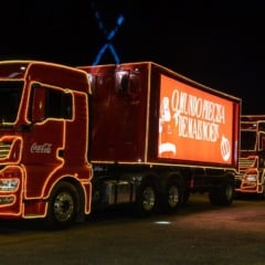 Caravana de Natal da Coca-Cola ilumina Jundiaí