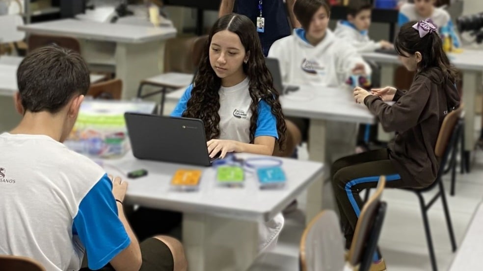 Alunos do Colégio Divino de Jundiaí