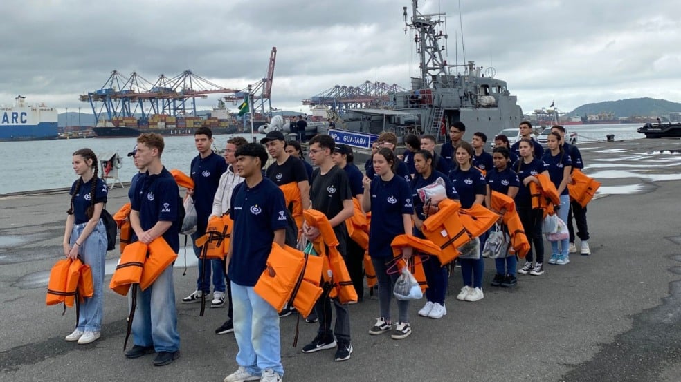 Alunos na Marinha Alunos na Marinha